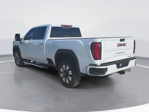 Used 2026 GMC Sierra 2500 Denali w/ Denali Reserve Package image 5