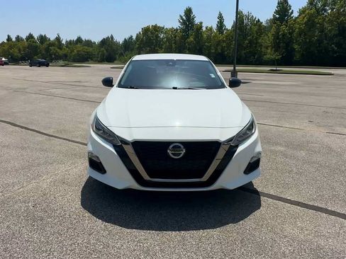 Used 2022 Nissan Altima 2.5 SR FWD image 3