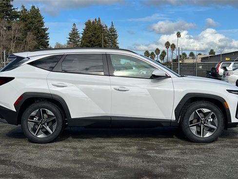 New 2026 Hyundai Tucson SEL image 5