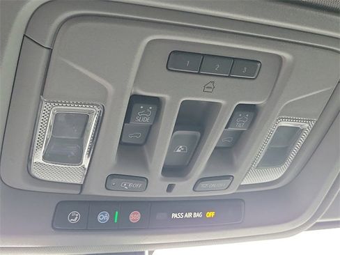 Certified 2022 Chevrolet Silverado 1500 LT Trail Boss w/ Convenience Package II image 16