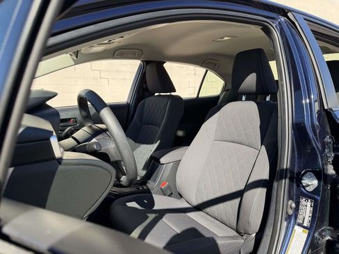 Used 2023 Toyota Corolla LE FWD image 18