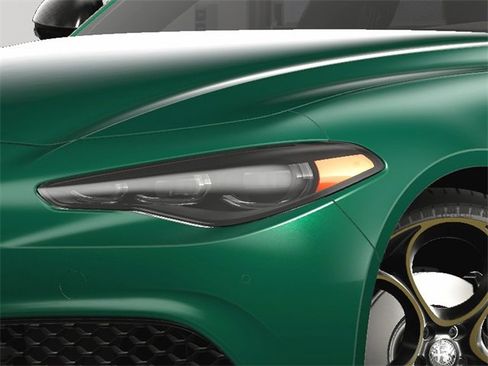 New 2025 Alfa Romeo Giulia image 13