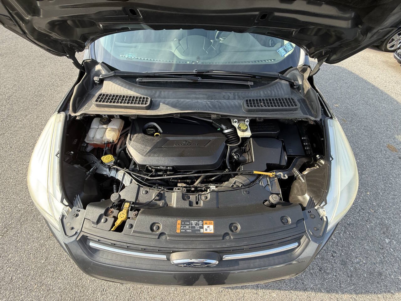 Used 2015 Ford Escape SE AWD/4WD image 25