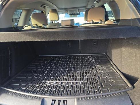 Used 2025 Lincoln Corsair AWD w/ Equipment Group 101A image 20