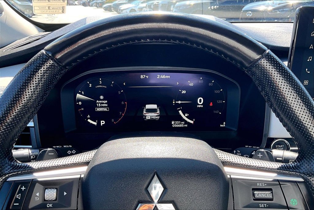 Used 2025 Mitsubishi Outlander SEL FWD image 13