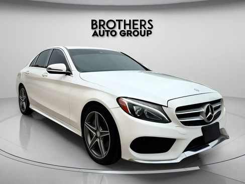Used 2016 Mercedes-Benz C 300 Sedan image 3