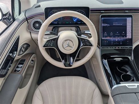 Used 2023 Mercedes-Benz EQS 450+ Sedan image 9