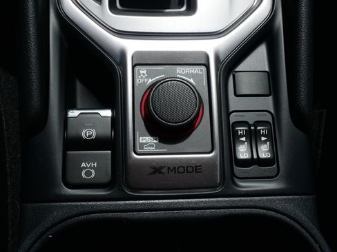 Certified 2023 Subaru Forester Premium AWD/4WD image 32