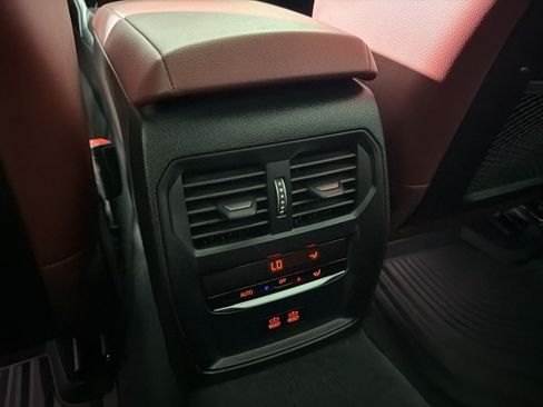 Certified 2023 BMW 330i Sedan w/ M Sport Package RWD image 25