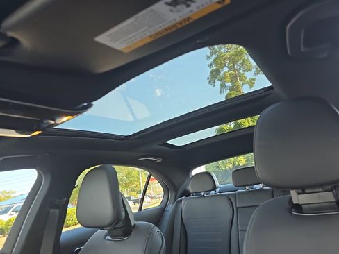 Certified 2025 Mercedes-Benz C 300 Sedan image 33