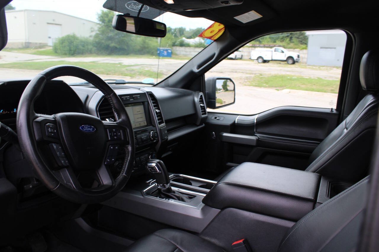 Used 2018 Ford F150 XLT w/ Equipment Group 302A Luxury AWD/4WD image 19