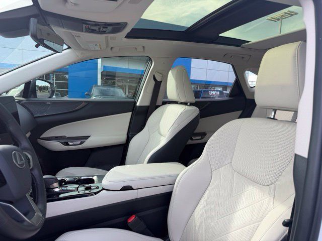 Used 2025 Lexus NX 350 AWD w/ Accessory Package (2T) image 17