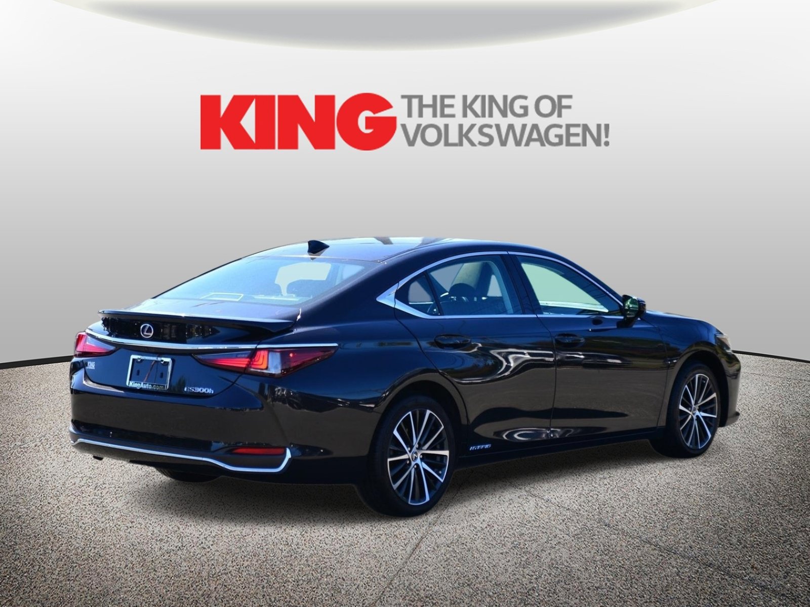 Used 2022 Lexus ES 300h w/ Premium Package FWD image 3