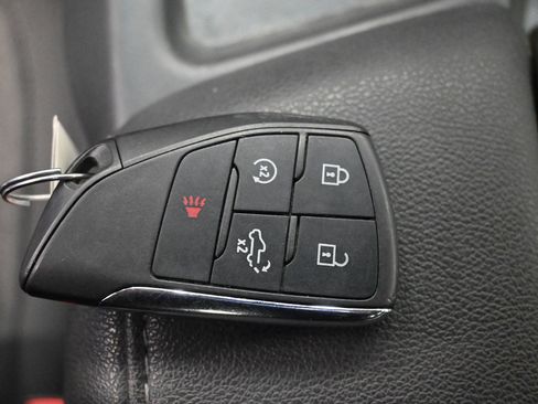 Used 2022 Chevrolet Silverado 1500 Custom image 31