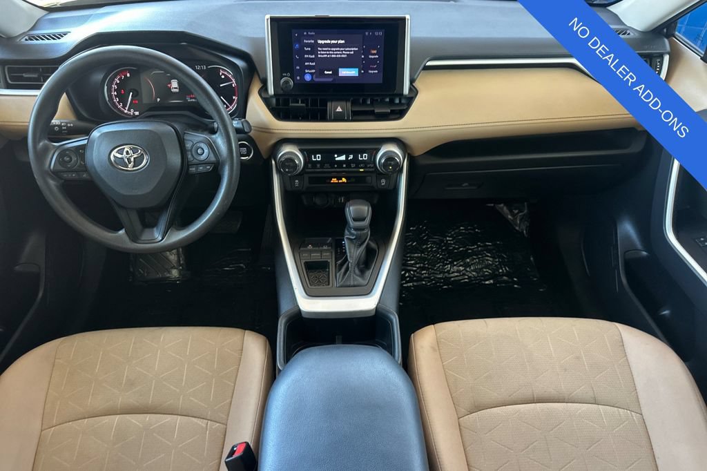 Used 2023 Toyota RAV4 XLE FWD image 14