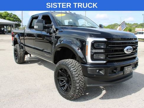 Used 2025 Ford F250 Platinum w/ Platinum Plus Package AWD/4WD image 16