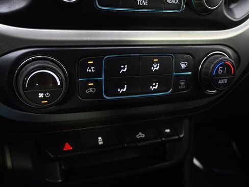 Used 2018 GMC Canyon SLE w/ SLE Convenience Package AWD/4WD image 28