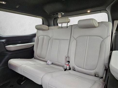 New 2026 Jeep Grand Wagoneer 2WD image 17