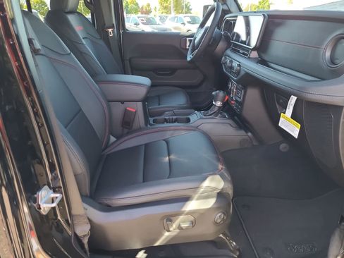 New 2025 Jeep Wrangler Unlimited Rubicon image 22