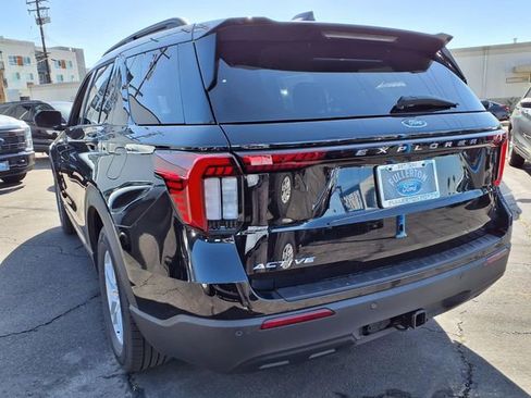 New 2026 Ford Explorer Active image 4