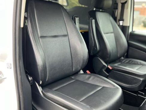 Used 2021 Mercedes-Benz Metris image 23