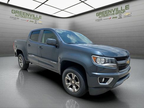Used 2019 Chevrolet Colorado Z71 AWD/4WD image 6