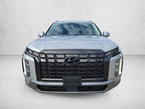 Used 2024 Hyundai Palisade SEL w/ Premium Package image 2