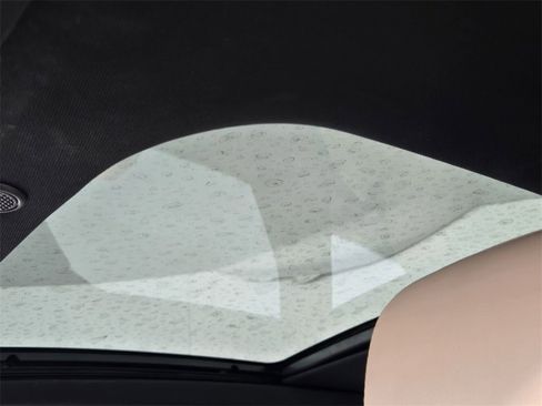 Used 2022 Lincoln Corsair Reserve w/ Equipment Group 201A image 12