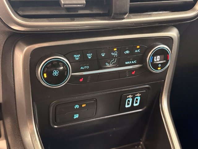 Used 2018 Ford EcoSport SE AWD/4WD image 16