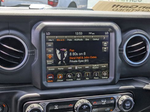 Used 2021 Jeep Wrangler Unlimited Sahara AWD/4WD image 22