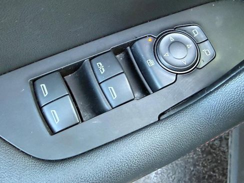 Used 2021 Chevrolet Blazer RS w/ Enhanced Convenience Package image 15