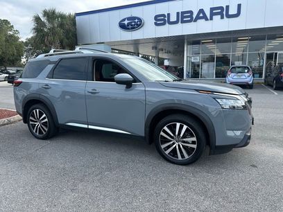 Used 2023 Nissan Pathfinder Platinum w/ Cargo Package