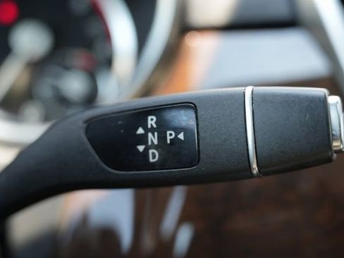 Used 2014 Mercedes-Benz ML 350 BlueTEC 4MATIC image 49