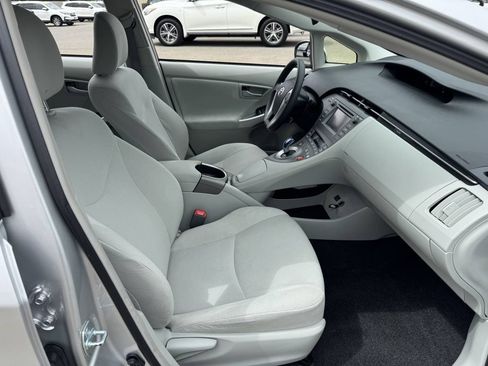 Used 2013 Toyota Prius Two FWD image 13