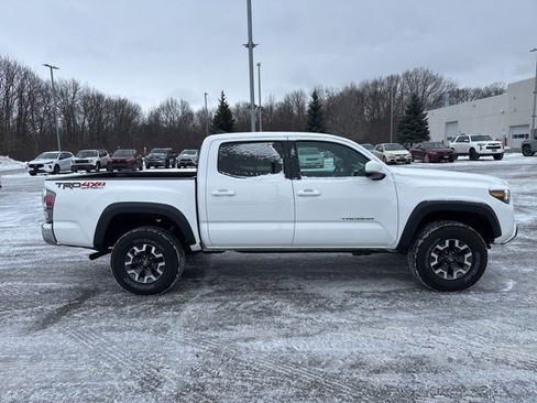 Certified 2023 Toyota Tacoma TRD Off-Road image 13