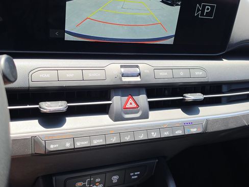 New 2026 Kia K4 FWD image 23