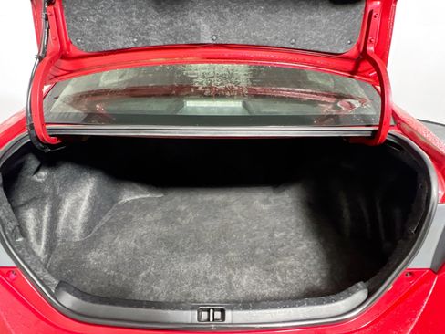 Used 2018 Toyota Corolla SE image 33