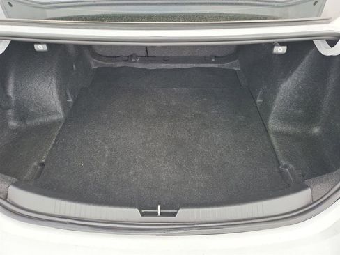 Certified 2020 Chevrolet Malibu LS image 16