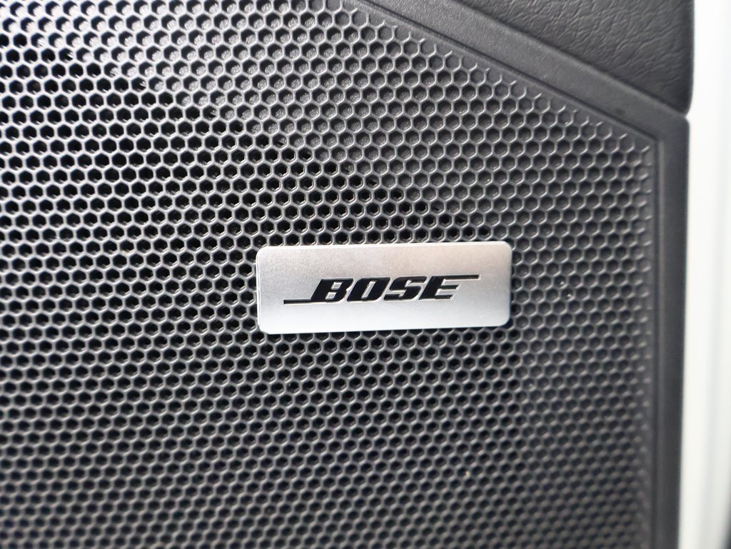 Certified 2025 Porsche Cayenne AWD/4WD image 18