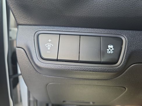 Used 2023 Kia Forte LXS FWD image 25