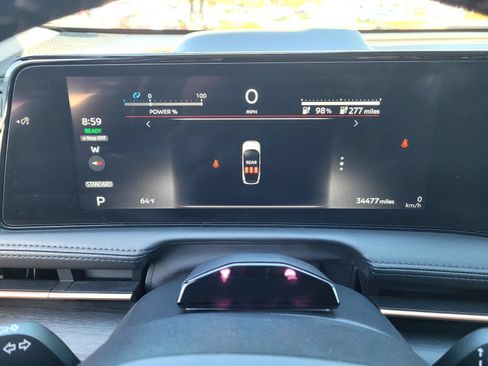Used 2023 Nissan Ariya FWD image 28
