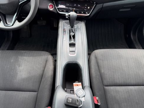 Used 2018 Honda HR-V EX image 21