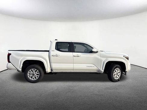 New 2026 Toyota Tacoma SR5 image 15