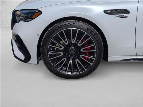 New 2026 Mercedes-Benz E 53 AMG e 4MATIC Sedan image 10