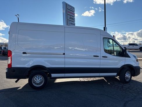 Used 2025 Ford Transit 250 148 Medium Roof Extended AWD image 7