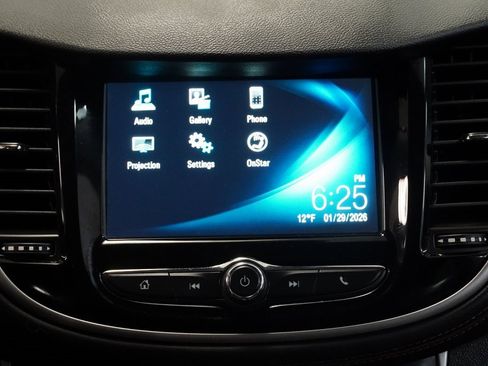 Used 2017 Chevrolet Trax LS w/ Fleet Convenience Package image 19