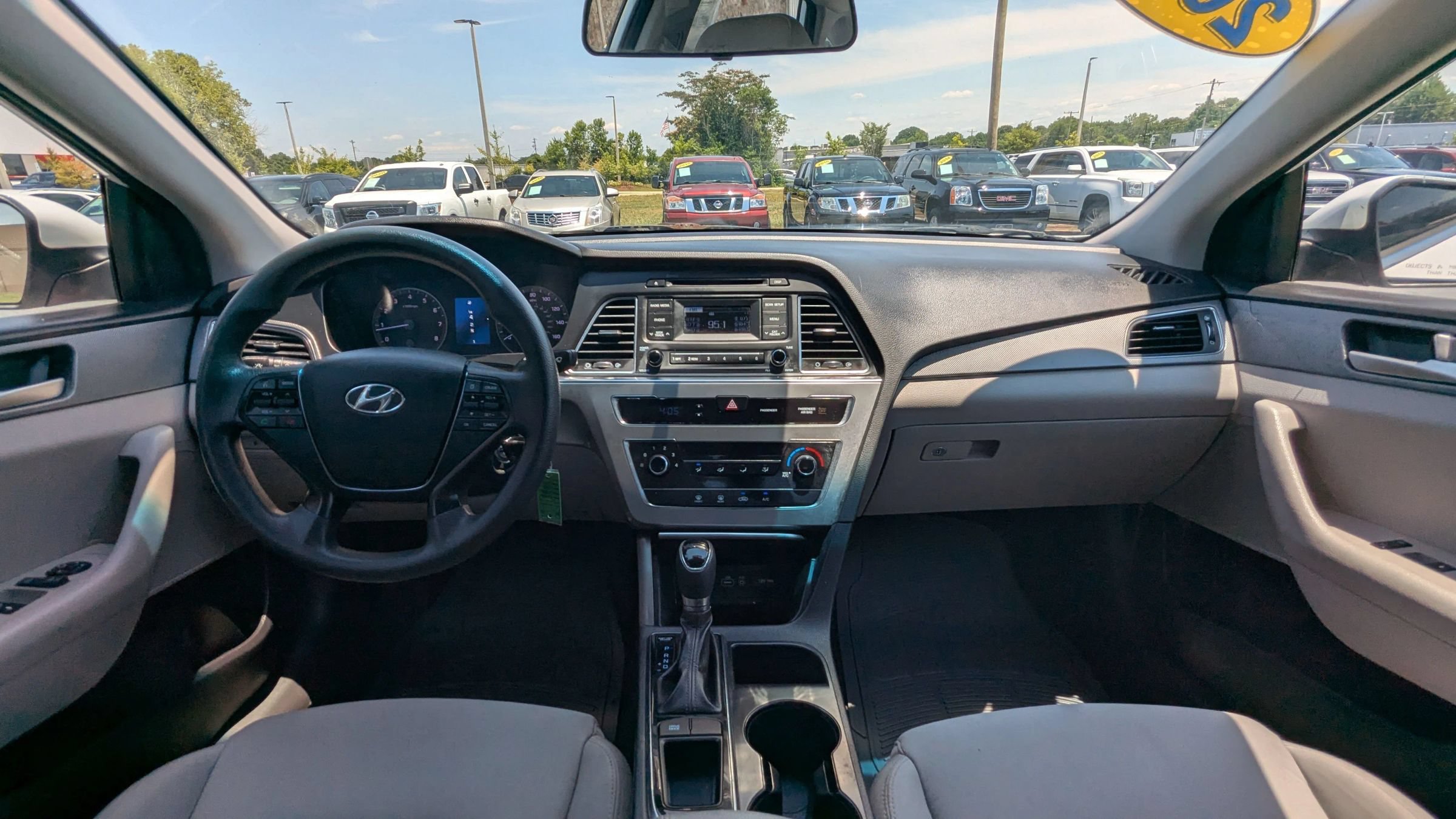 Used 2015 Hyundai Sonata SE FWD image 15