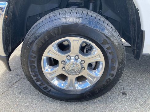 Used 2025 RAM 2500 Big Horn AWD/4WD image 26