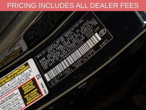 Used 2025 Toyota Camry SE FWD image 20