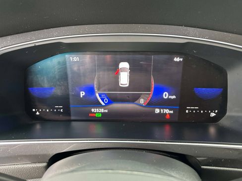 Used 2022 Volkswagen Tiguan S image 27